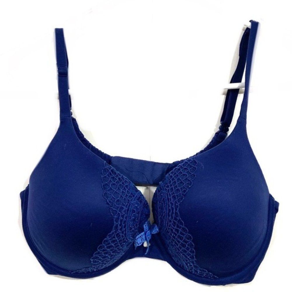 Victoria’s Secret 32D Blue Lace Shaping Bra